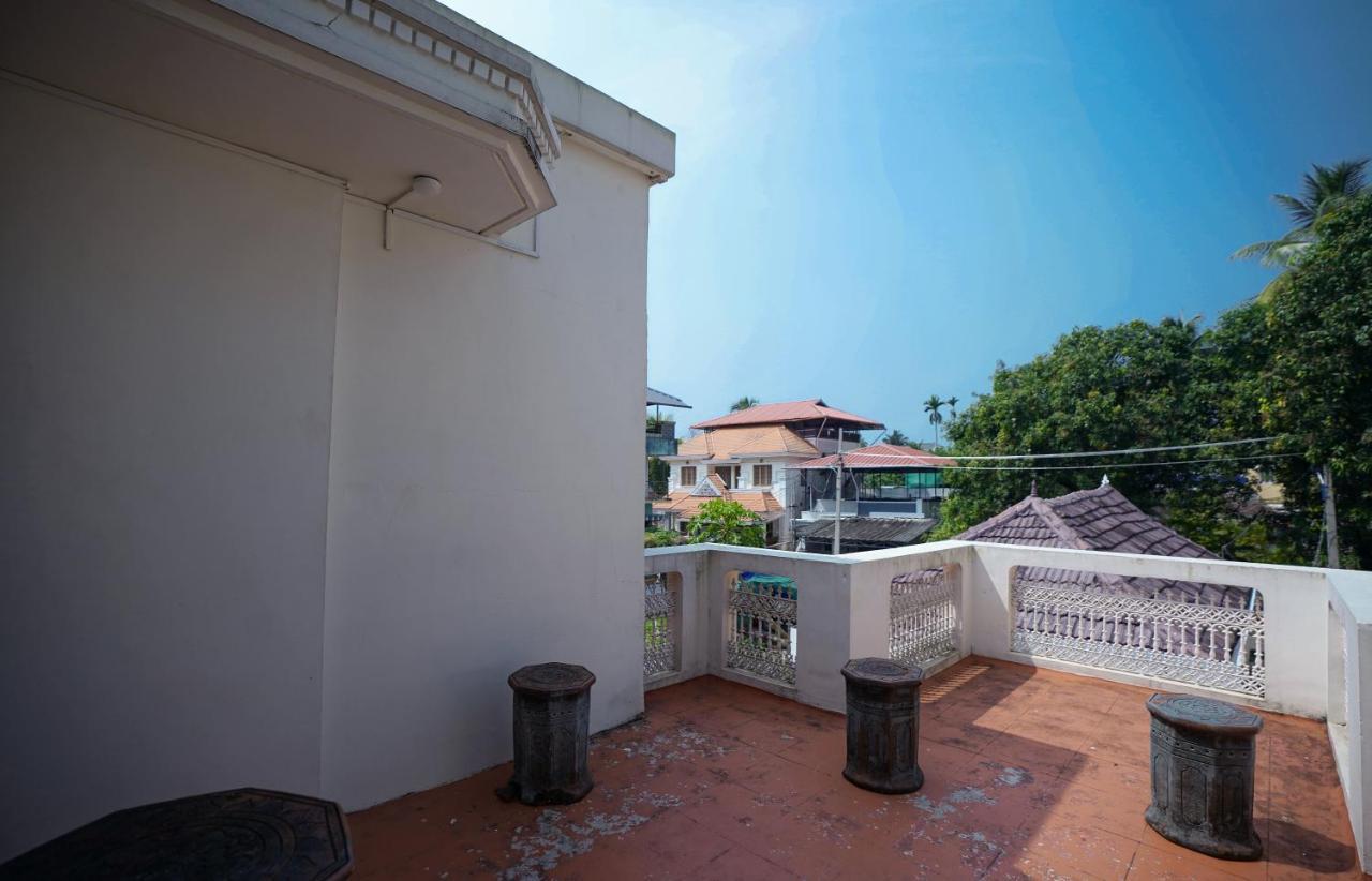 Adams Cottage Kochi Ngoại thất bức ảnh