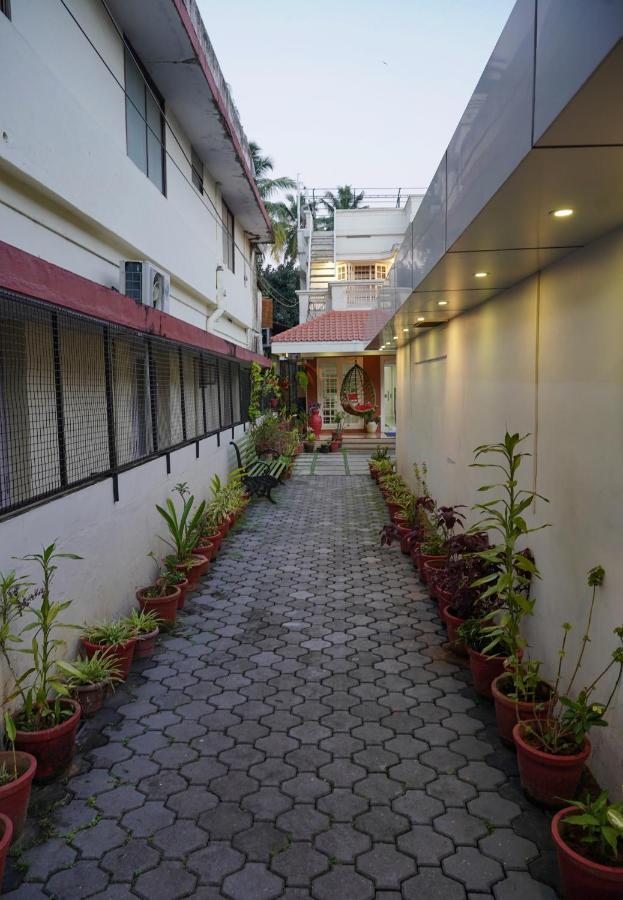 Adams Cottage Kochi Ngoại thất bức ảnh