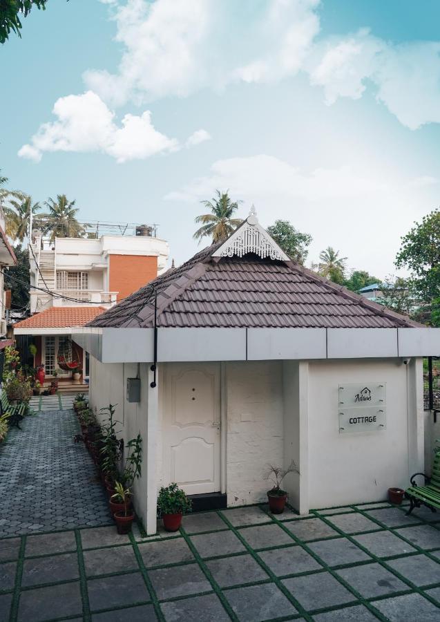 Adams Cottage Kochi Ngoại thất bức ảnh